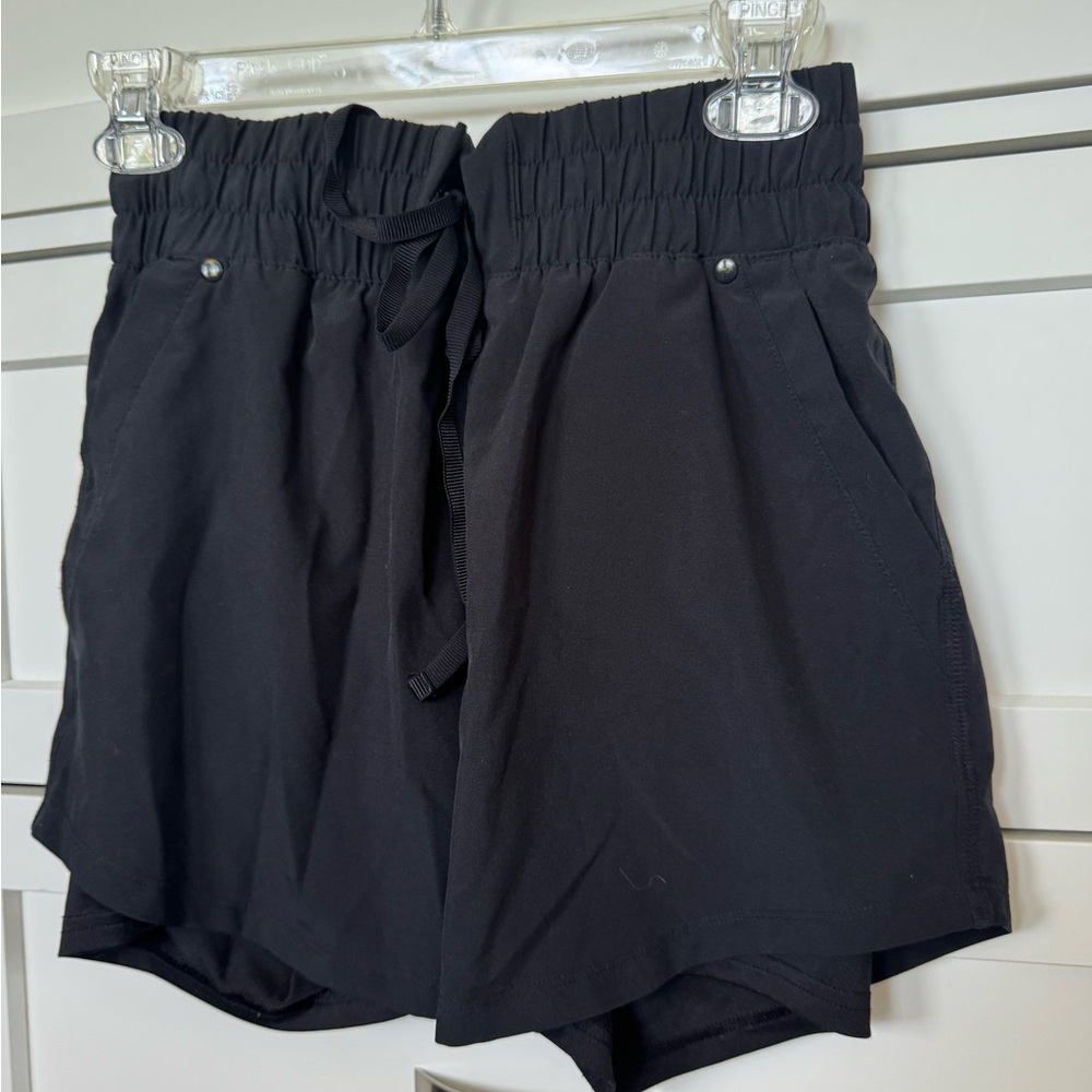 Champion Women's High Waist Black Skort